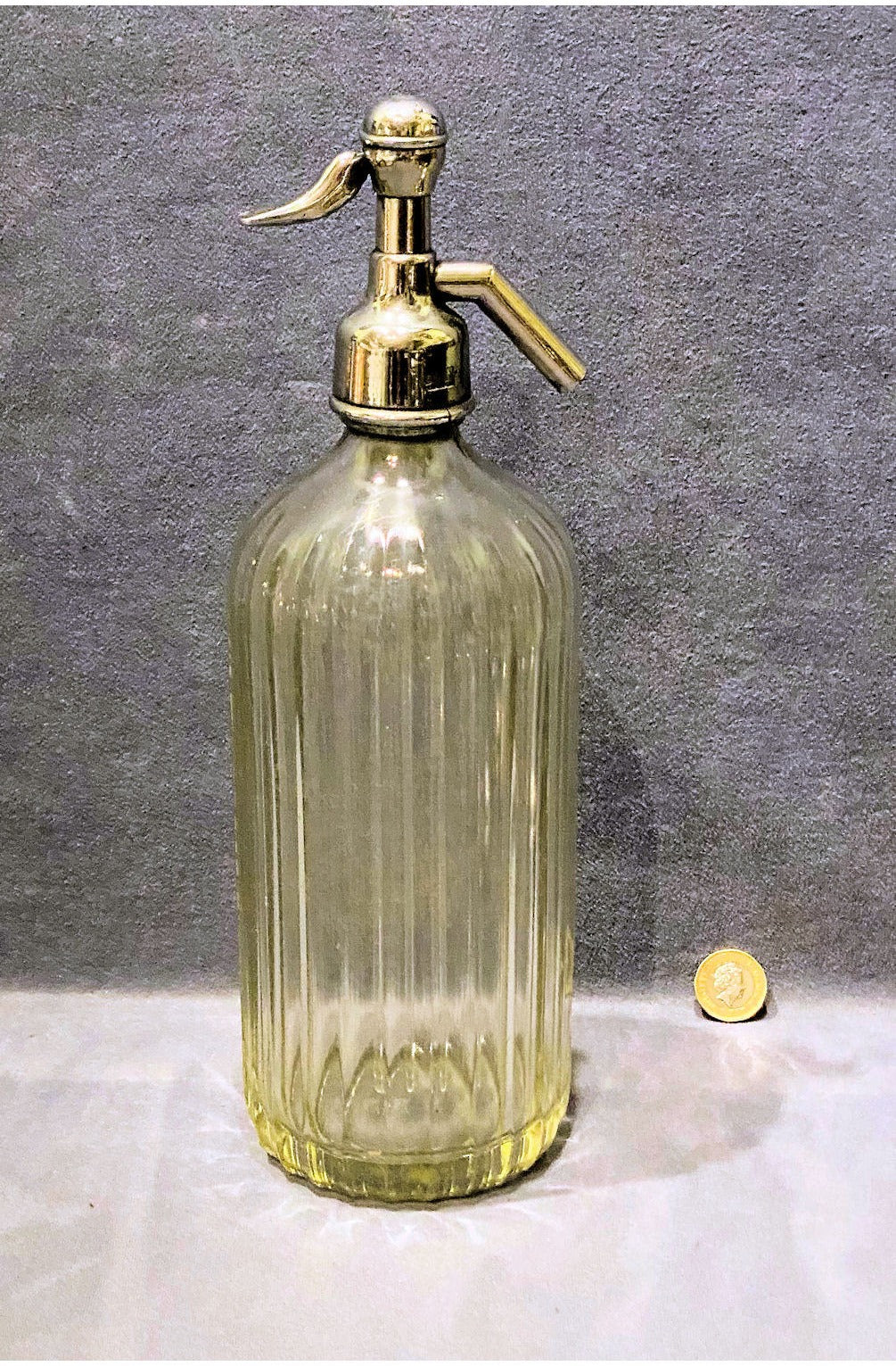 Rawlings Glass Soda Syphon — view 2