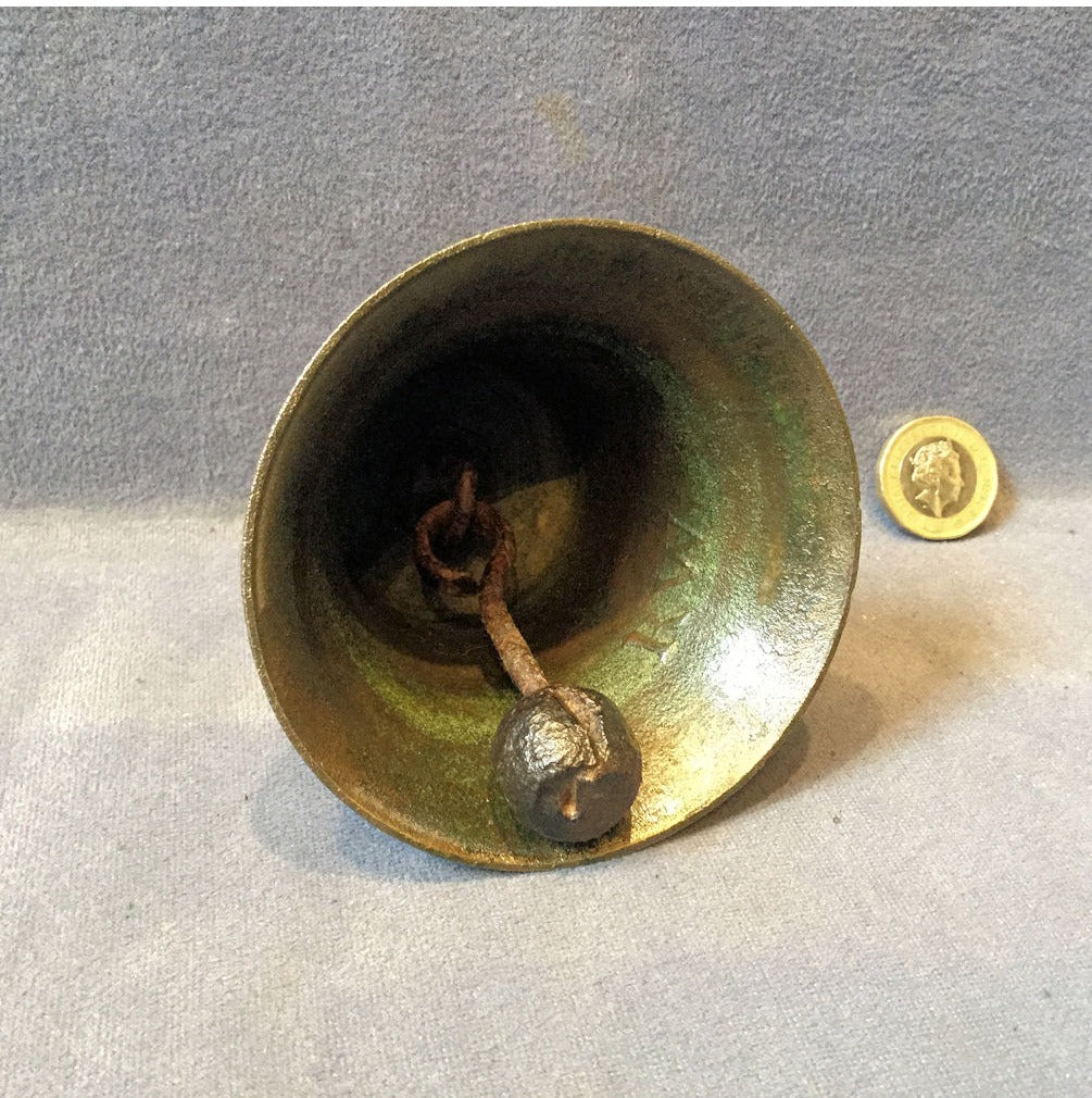 Robert Wells '4' Bell — view 3