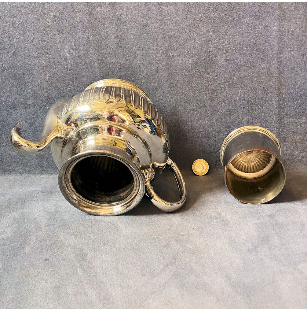 Royles Patent Self Pouring Teapot — view 3