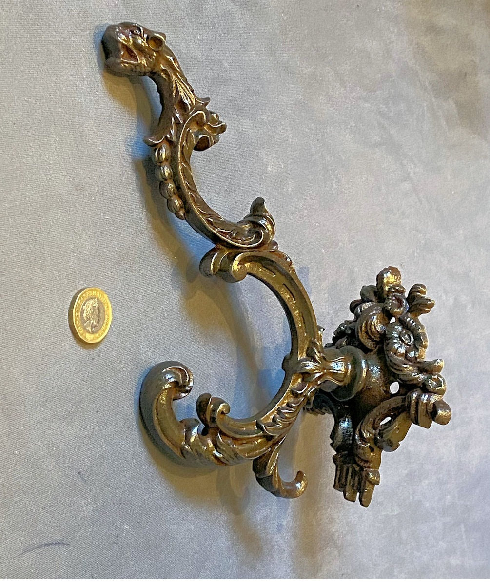 Run of Cast Iron Hat & Coat Hooks, 4 matching available — Cast iron, late 19th century