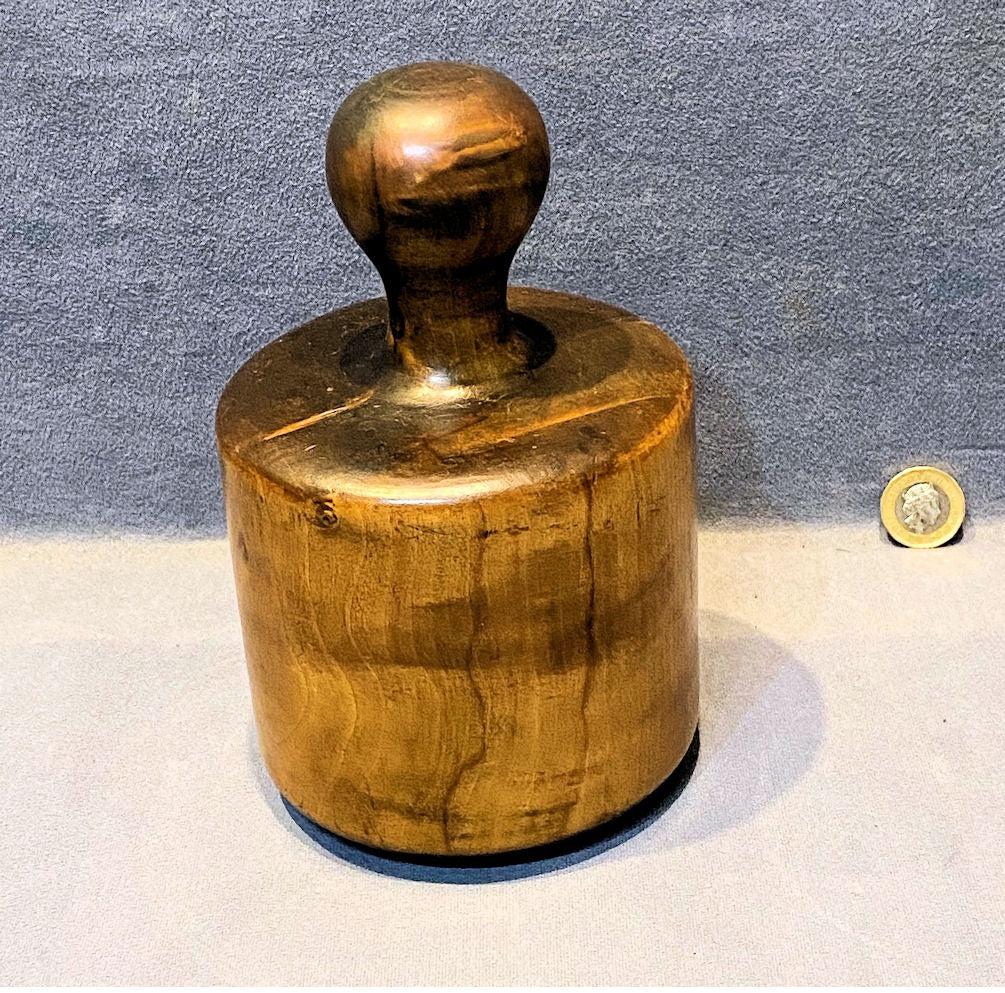 Sycamore Pork Pie Mould — Sycamore, late 19th century
