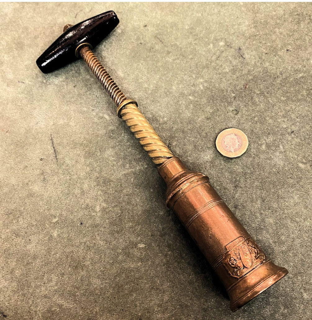 Thomason Dowler Patent Brass Corkscrew — view 3