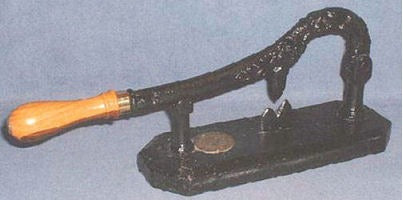 W.Bullock & Son Sugar Cutter — Cast iron, 19th century