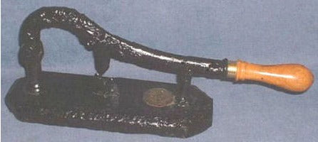 W.Bullock & Son Sugar Cutter — view 2