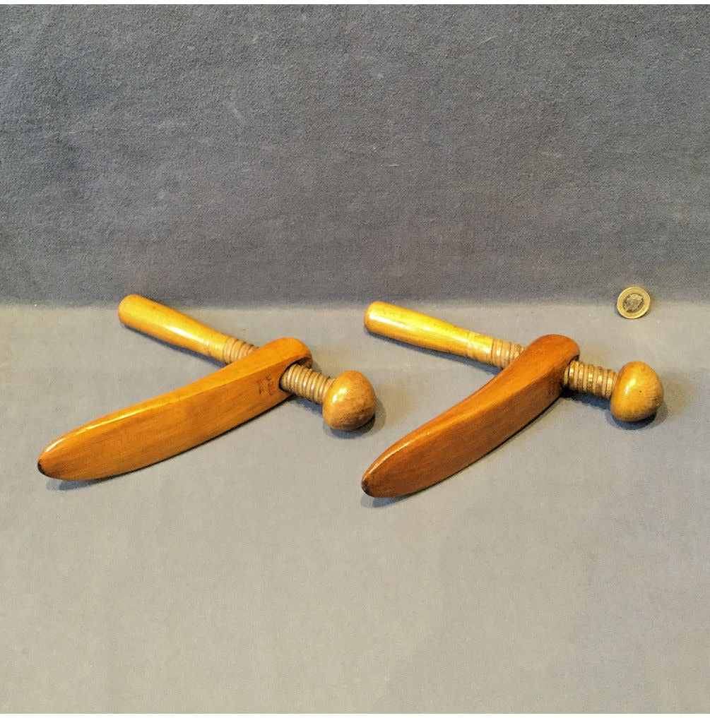 Watt's Patent Shoe Trees — view 2