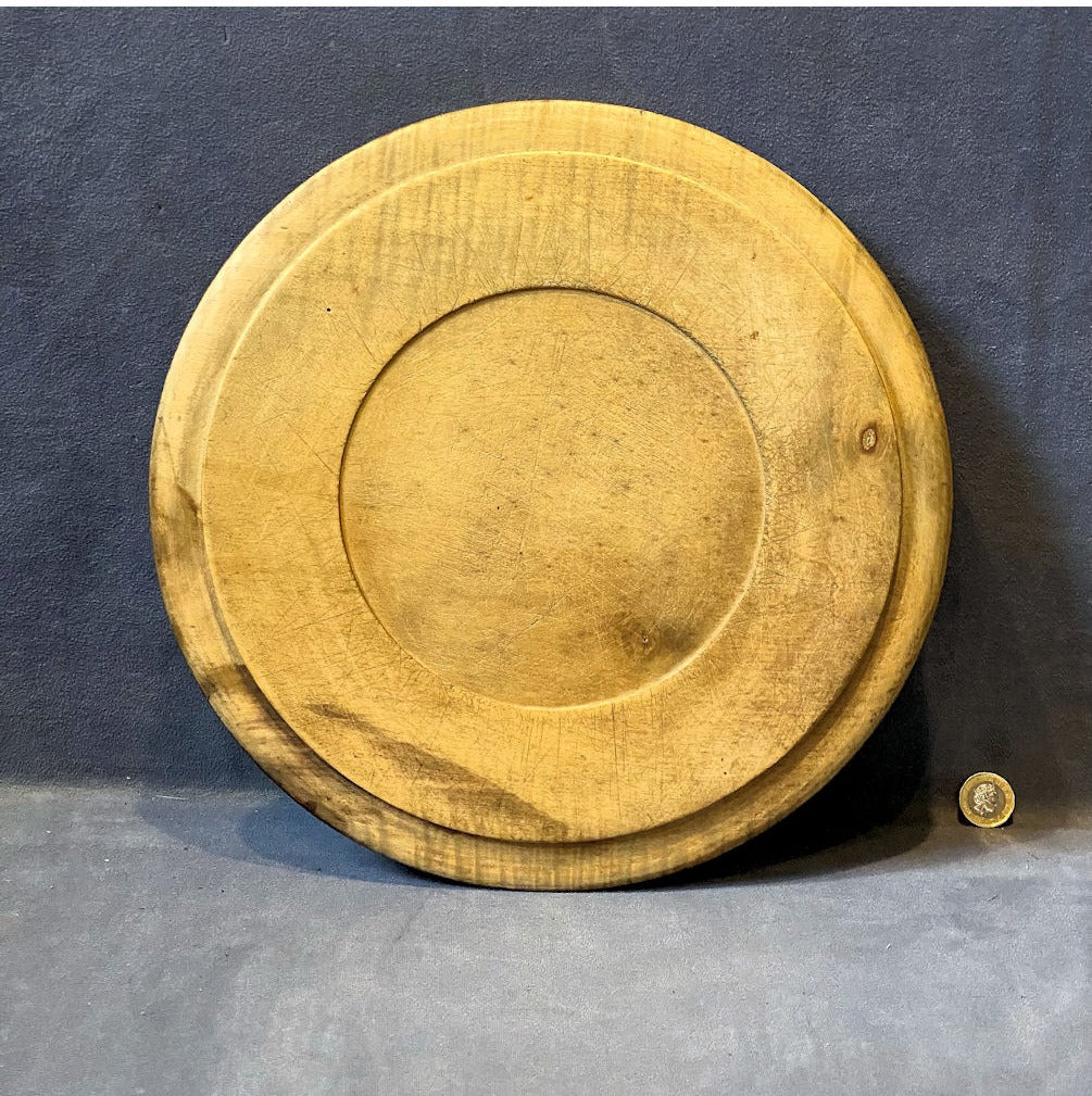Welcome Sycamore Breadboard — view 2