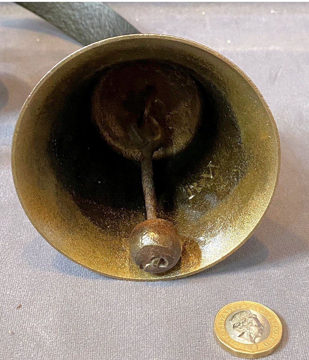 Wells of Aldbourne Servants Intercom Bell — view 3